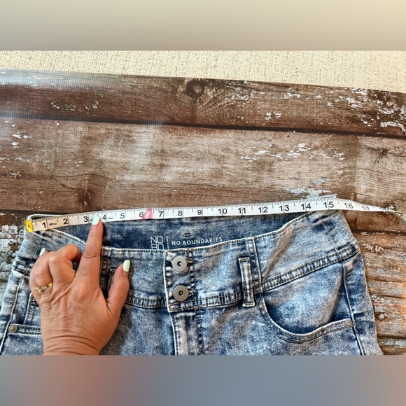 No Boundaries Acid Wash Women Jeans - Blue - Picture 2 of 5